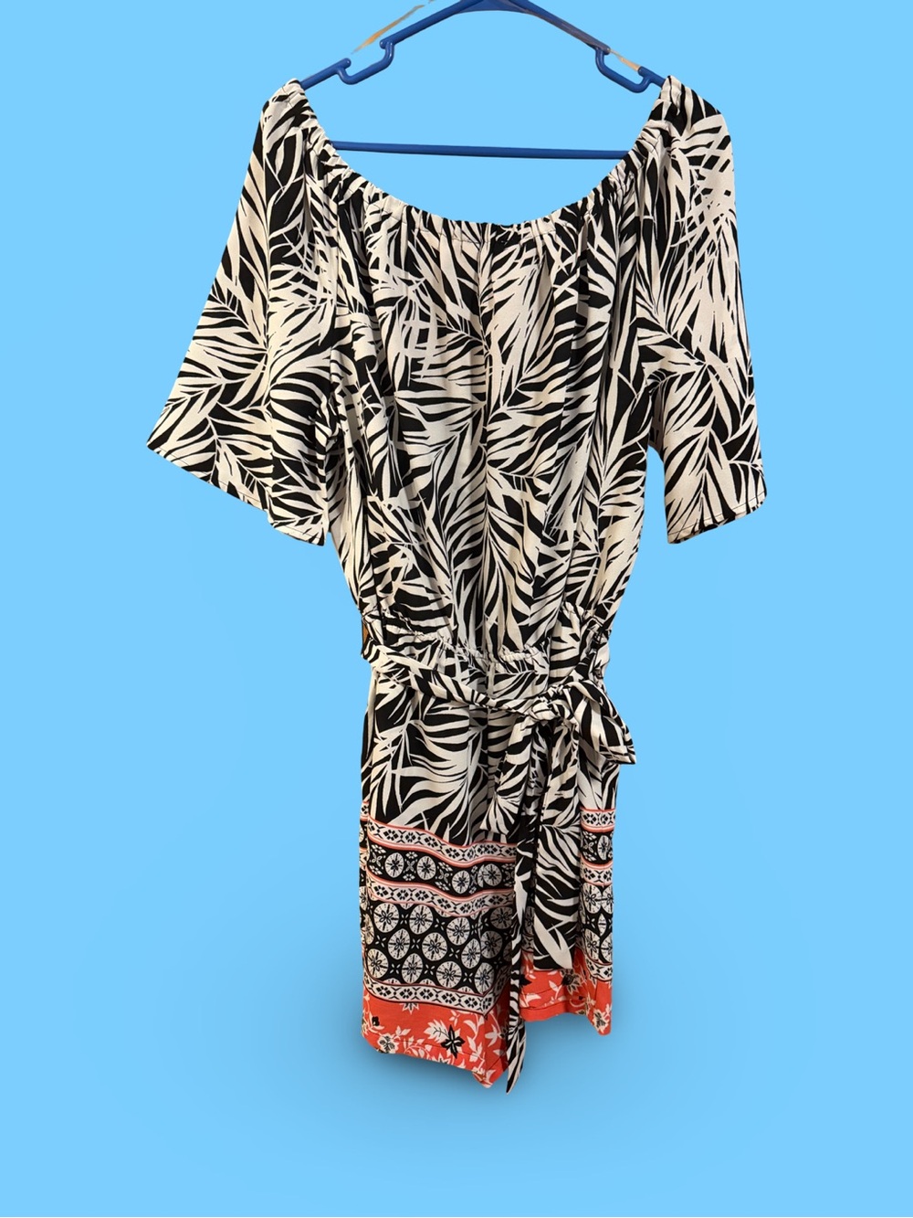 Summer romper! 1 piece shorts pull on! Sz XL